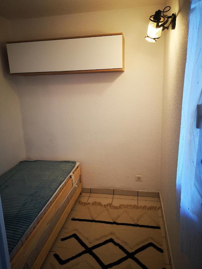 Apt T2/4 Pers/ Rez De Jardin\Pinede\Piscine 아그 외부 사진
